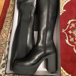 Black knee high platforms, UK 6, EU 39, US 8